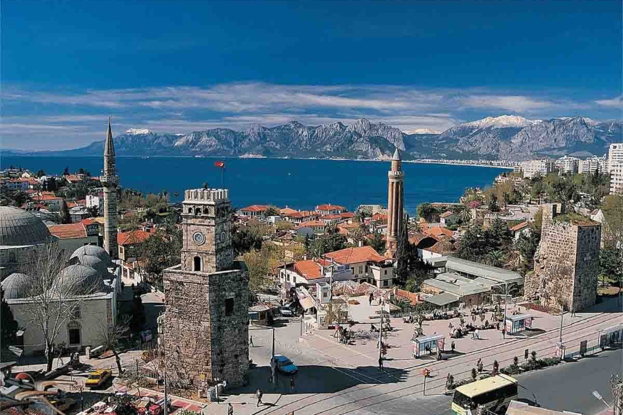 Uşak Ortodontik Tedavi Seçenekleri Diş Telleri ile Mükemmel Gülüş